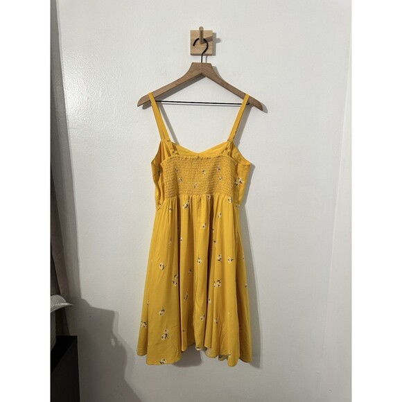 Old Navy Women’s Yellow Floral Summer Dress Spring Flowy Medium - Picture 6 of 8